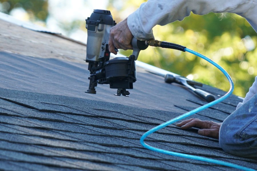 roofer installing shingle roof wrightsville ga